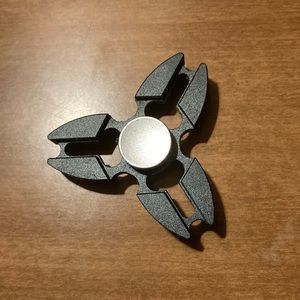 Fidget spinner